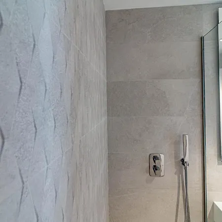 Cah - Large Terrace Indoor Pool And Gym شقة ماربيا