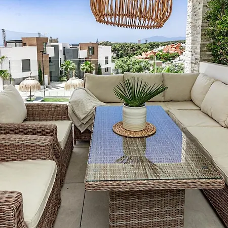 Cah - Large Terrace Indoor Pool And Gym Apartman Marbella