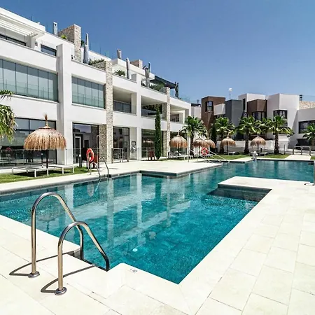 Cah - Large Terrace Indoor Pool And Gym Lejlighed