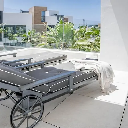 Lejlighed Cah - Large Terrace, Indoor Pool And Gym