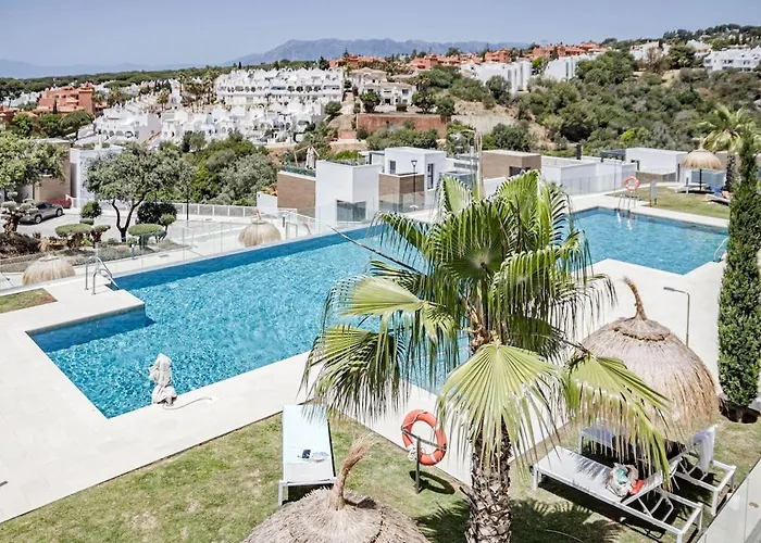 Apartament Cah - Large Terrace Indoor Pool And Gym Marbella