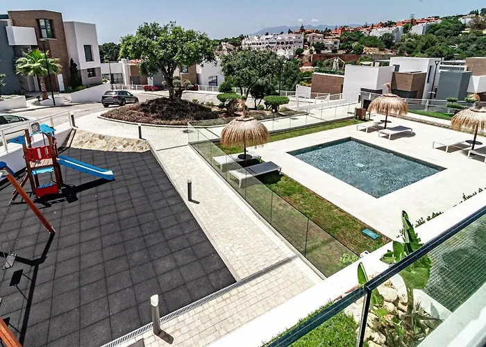 Apartament Cah - Large Terrace Indoor Pool And Gym