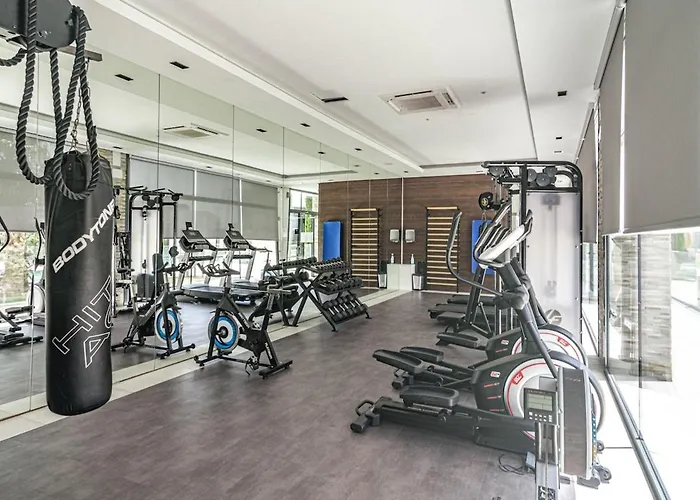 Apartament Cah - Large Terrace Indoor Pool And Gym Marbella