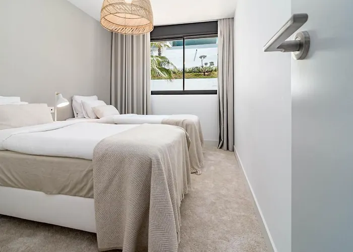 Daire Cah - Large Terrace Indoor Pool And Gym